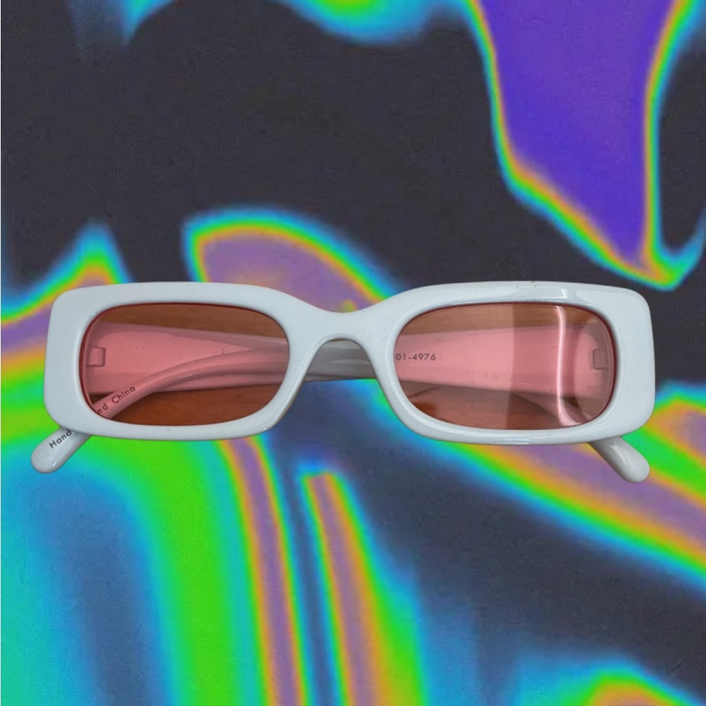 White Rectangular Sunglasses With Pink Lenses - image 1